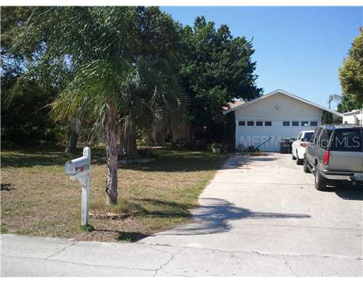 2725 Thornberry Ct., Deltona, FL 32738