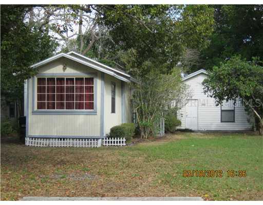 921 Pine Grove Ave., Orlando, FL 32803