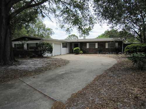 108 Driftwood Ln., Sanford, FL 32773