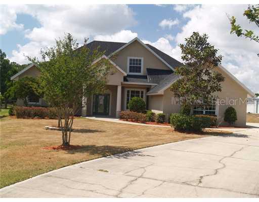 2018 Warner Dr., Chuluota, FL 32766