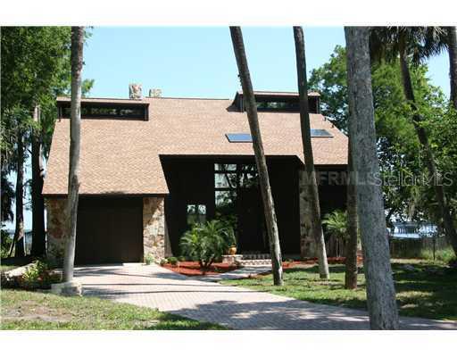 1882 Lake St., Oviedo, FL 32765