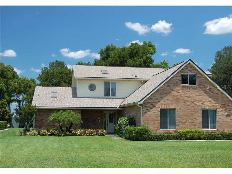 331 Shorewood Dr., Tavares, FL 32778