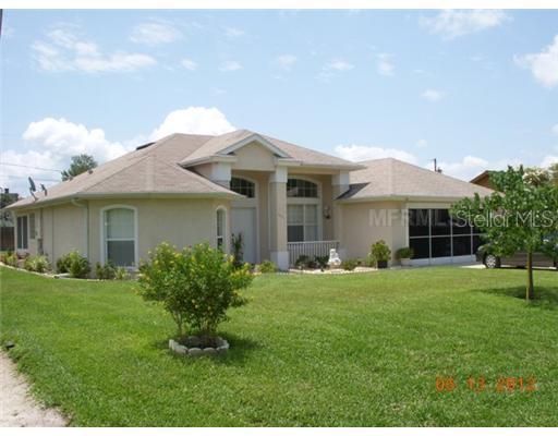 909 Clayton Dr., Deltona, FL 32725