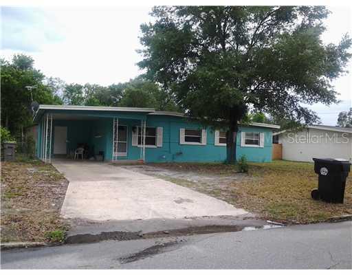 240 W Grossenbacher Dr., Apopka, FL 32712