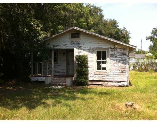 913 Hickory Ave., Sanford, FL 32771