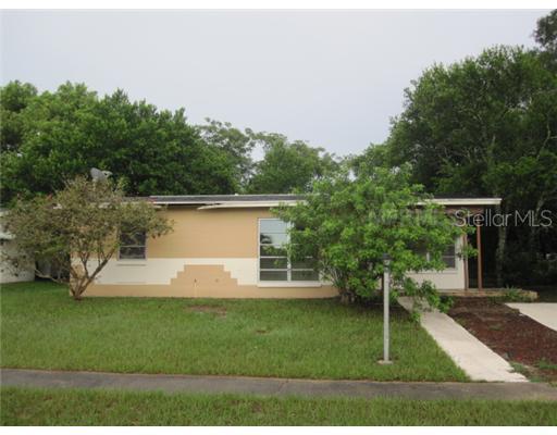 1635 Brentlawn St., Deltona, FL 32725