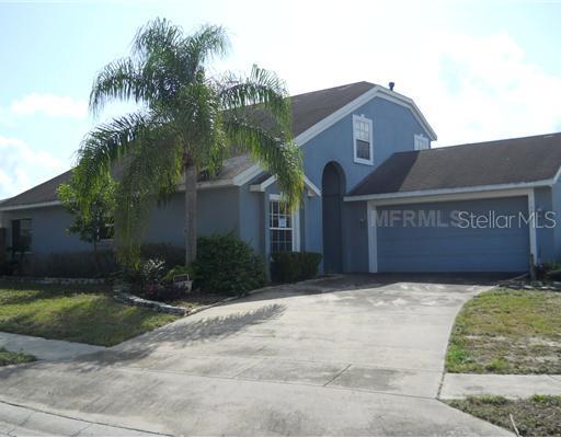 1009 Berwick Dr., Davenport, FL 33897