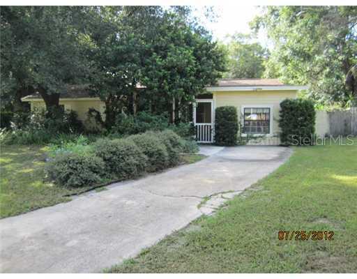 203 Adrienne Dr., Apopka, FL 32703