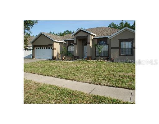 712 Brighton Dr., Davenport, FL 33897