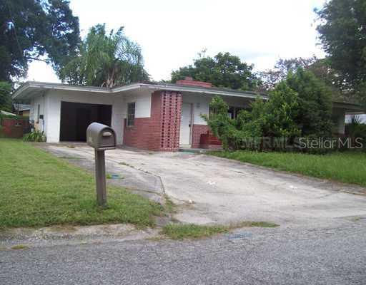 1102 N Palm Dr., Plant City, FL 33563