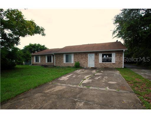 176 Courtland Blvd., Deltona, FL 32738
