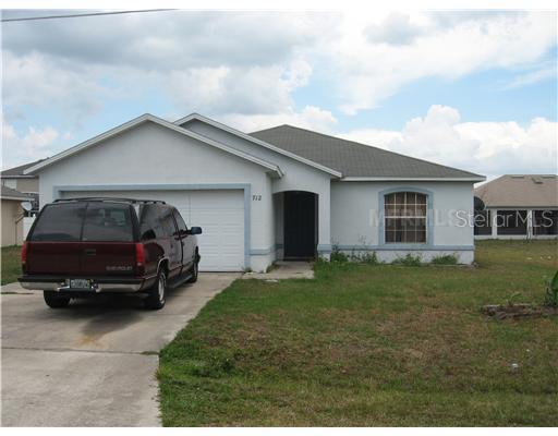712 Palaiseau Ct., Kissimmee, FL 34759