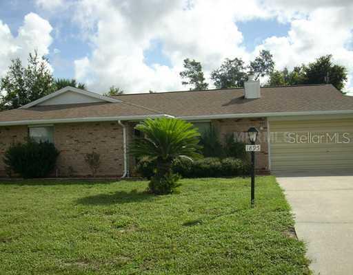1895 Amherst Ave., Deltona, FL 32738