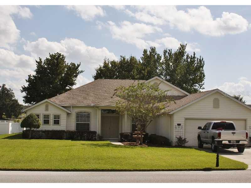 23544 Oak Prairie Cir., Sorrento, FL 32776