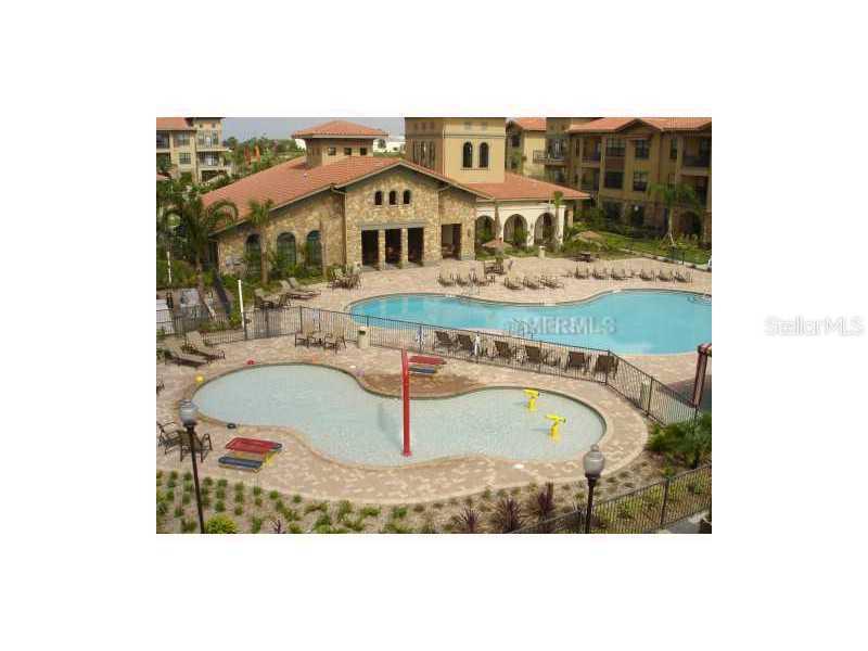 901 Charo Pkwy. #716, Davenport, FL 33897