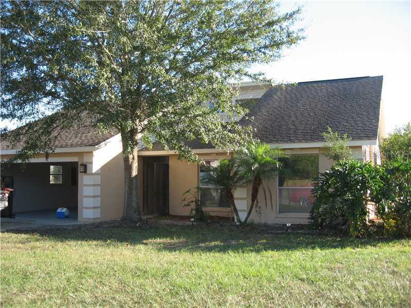 137 Lake Thomas Dr., Winter Haven, FL 33880
