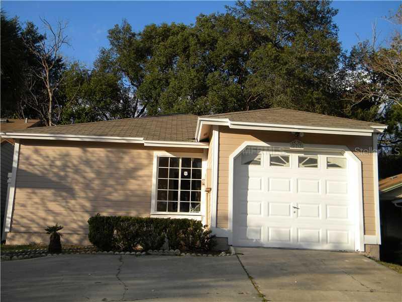 573 Portland Cir., Apopka, FL 32703