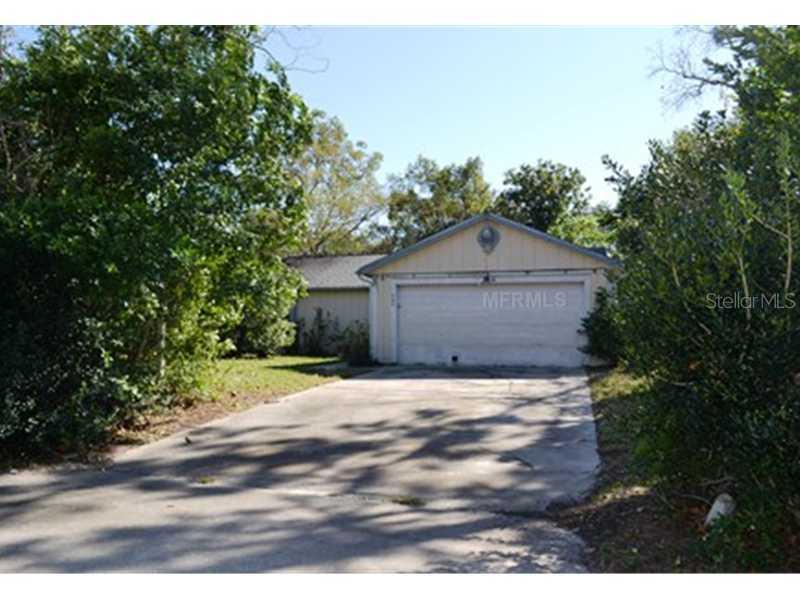 985 Hugo Cir., Deltona, FL 32738