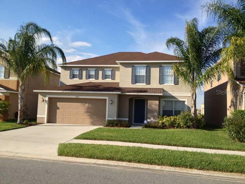 1869 Strathmore Cir., Mount Dora, FL 32757