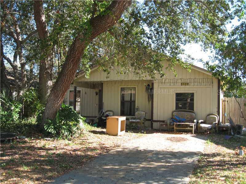 1322 N Conrad Ave., Sarasota, FL 34237