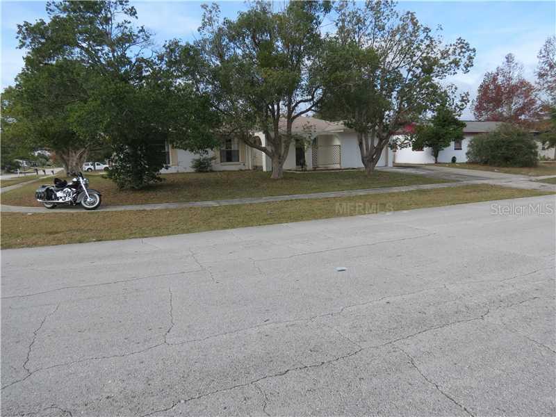 2454 Hope Ave., Deltona, FL 32738