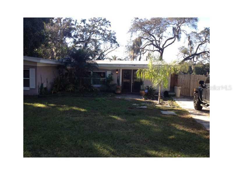 1650 Cloverlawn Ave., Orlando, FL 32806