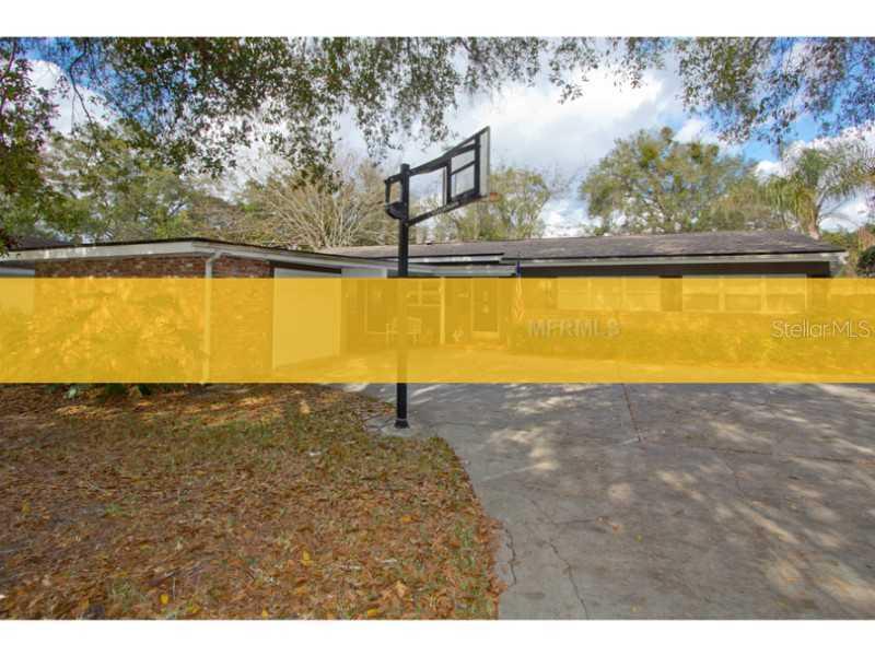 107 Hollie Ct., Maitland, FL 32751