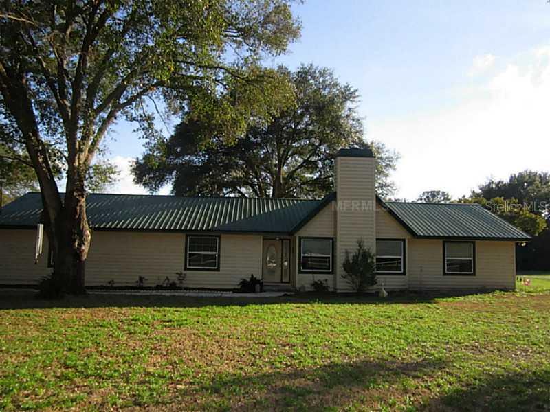 595 E Main St., Geneva, FL 32732
