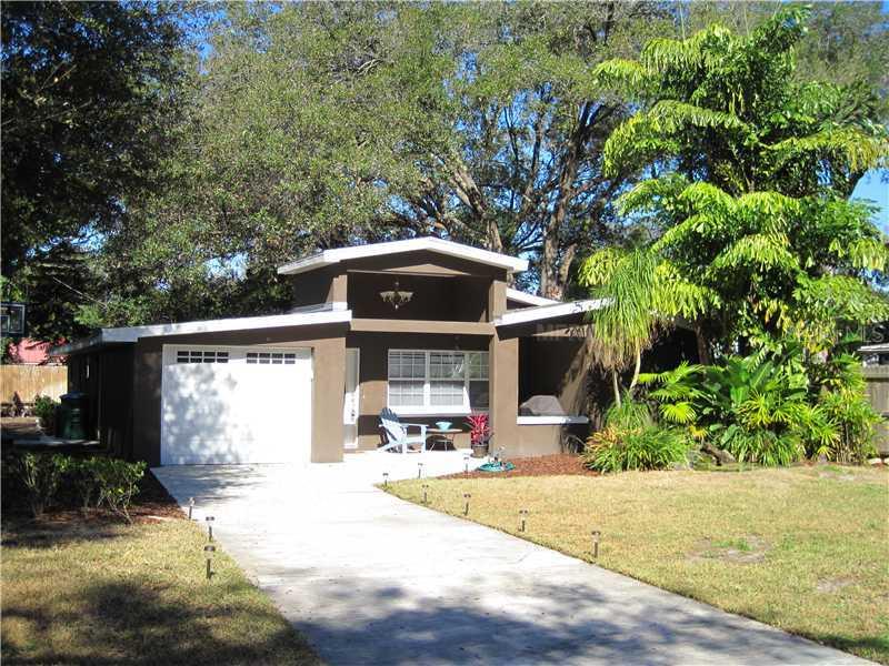 2717 Woodside Ave., Winter Park, FL 32789