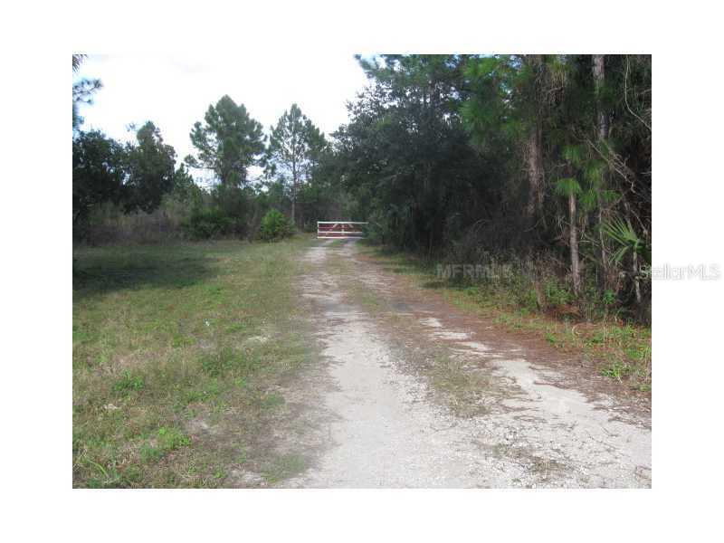 2740 W State Road 46, Geneva, FL 32732