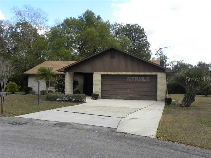 12 Rosewood Dr., Davenport, FL 33837