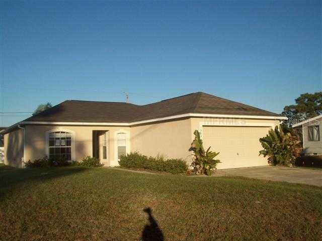 1864 Laredo Dr., Deltona, FL 32738