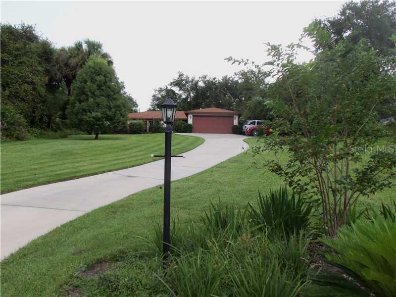 1816 Snook Dr., Deltona, FL 32738