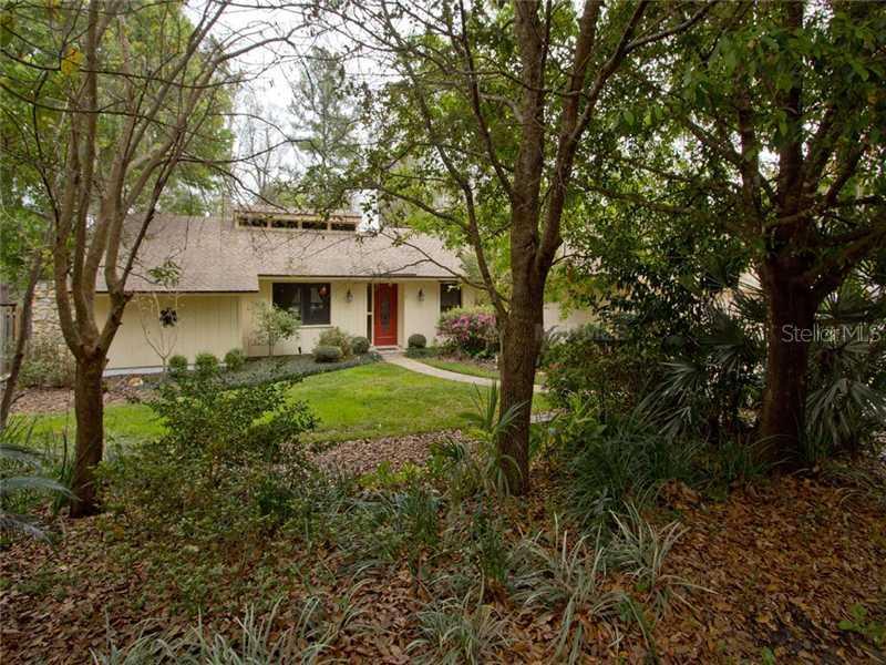 205 Hickory Dr., Longwood, FL 32779
