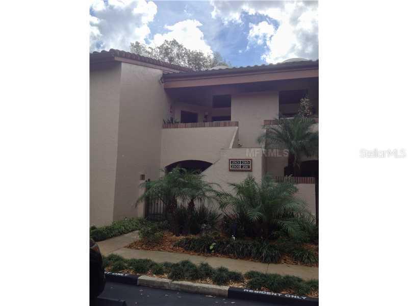 2913 Lake Pineloch Blvd., Orlando, FL 32806