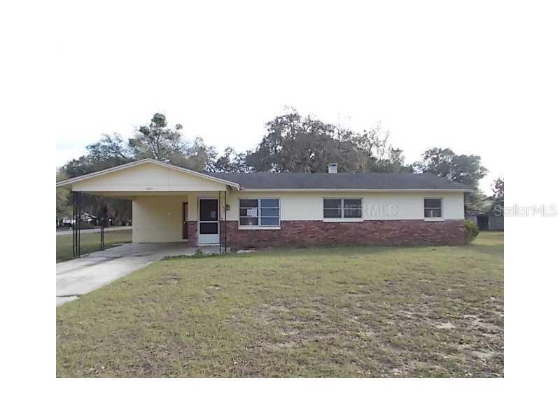 1420 Sherman Ave., Tavares, FL 32778