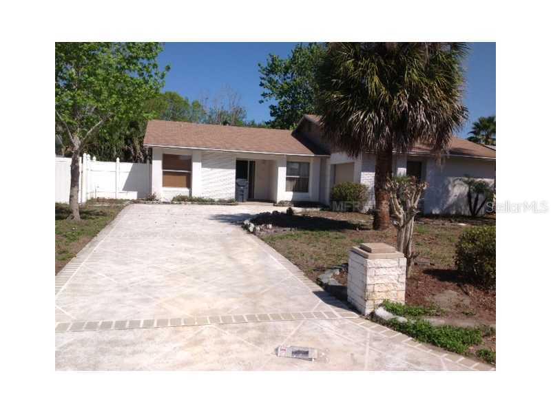 413 Ball Ct., Poinciana, FL 34759