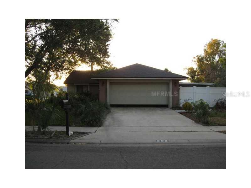 208 Doster Dr., Casselberry, FL 32707