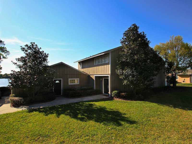 489 Carolyn Dr., Oviedo, FL 32765