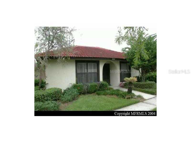 557 Hunter Cir., Kissimmee, FL 34758