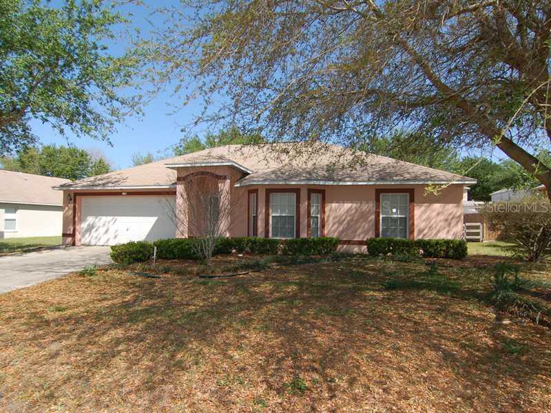 680 Park Valley Cir., Minneola, FL 34715