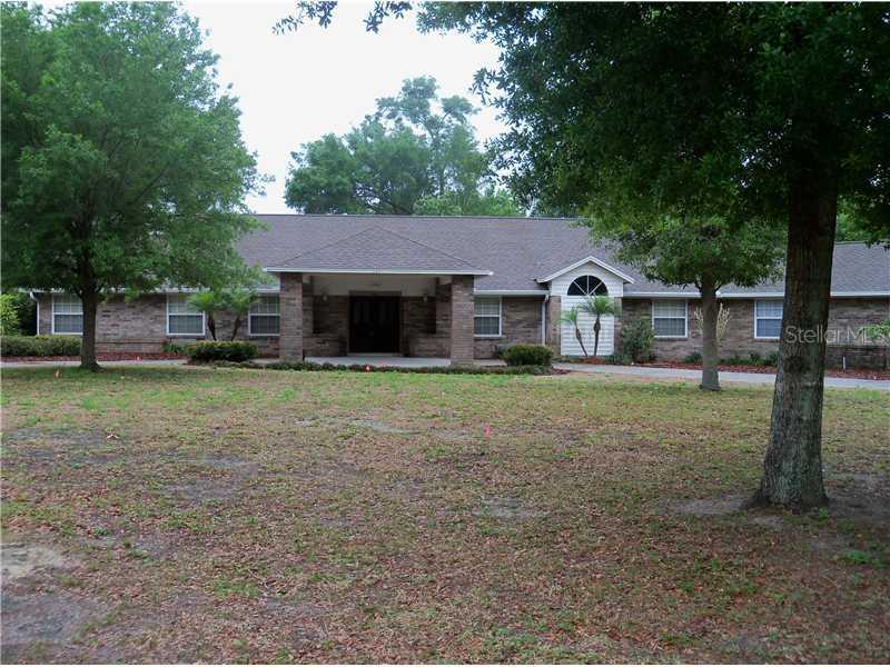 384 Hillcrest Dr., Oviedo, FL 32765