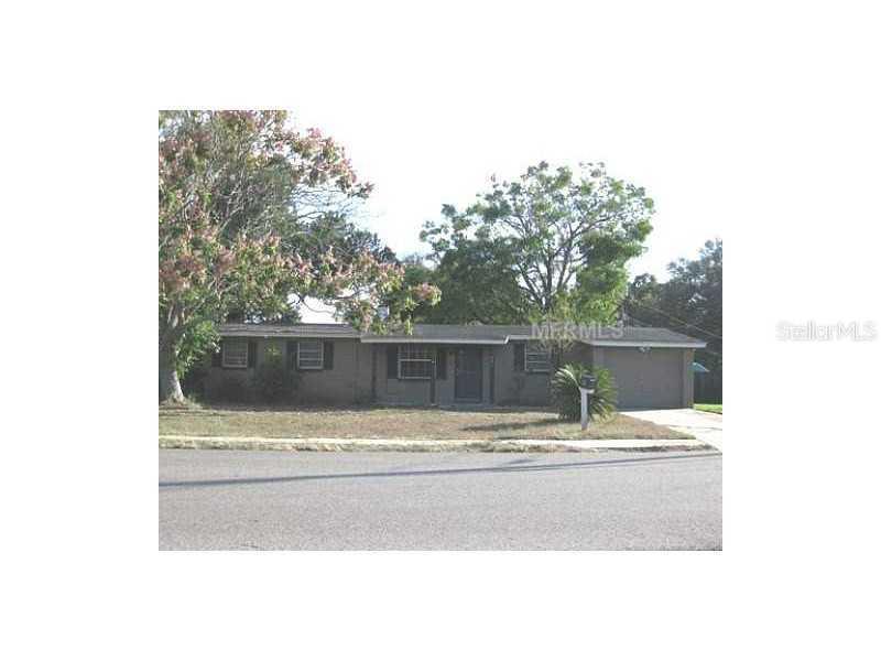 805 Flewelling Ave., Ocoee, FL 34761