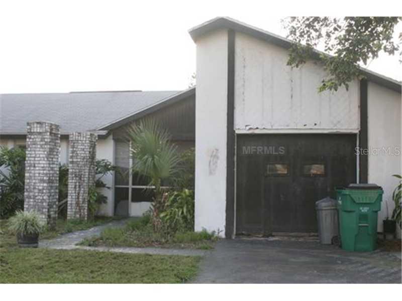 8 Trophy Ln., Kissimmee, FL 34759