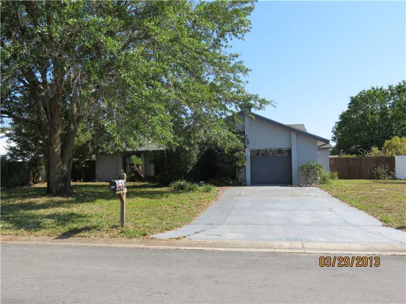 706 Putt Ln., Poinciana, FL 34759