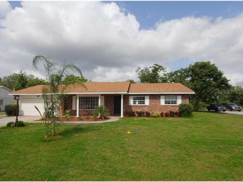 898 Alexander Ave., Deltona, FL 32725