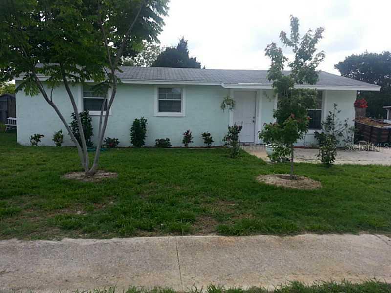 2462 Alamanda Ave., Deltona, FL 32738