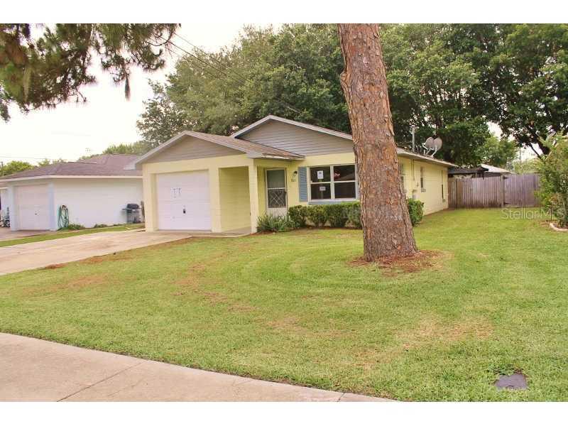 805 N New Hampshire Ave., Tavares, FL 32778