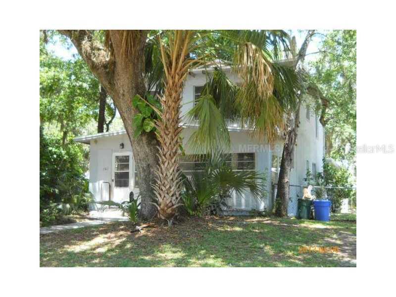 141 Oak Ridge Ave., Edgewater, FL 32132