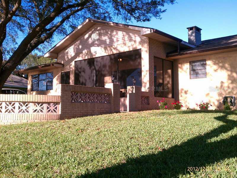 821 N Lake Howard Dr., Winter Haven, FL 33881